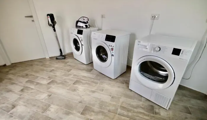 Lejlighed Via Casne 2 *